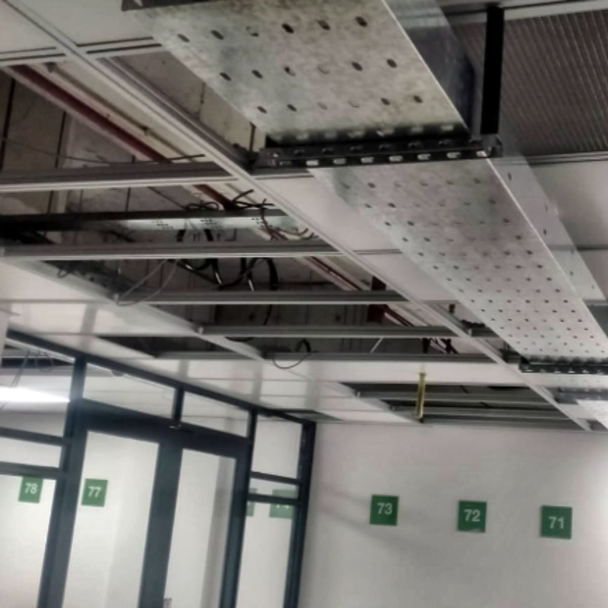 SimbaNet, cable tray above the corridor
